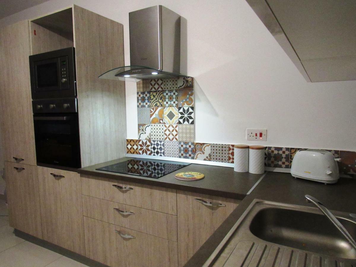 No8 @ Seabreeze Court Daire Mellieħa Dış mekan fotoğraf