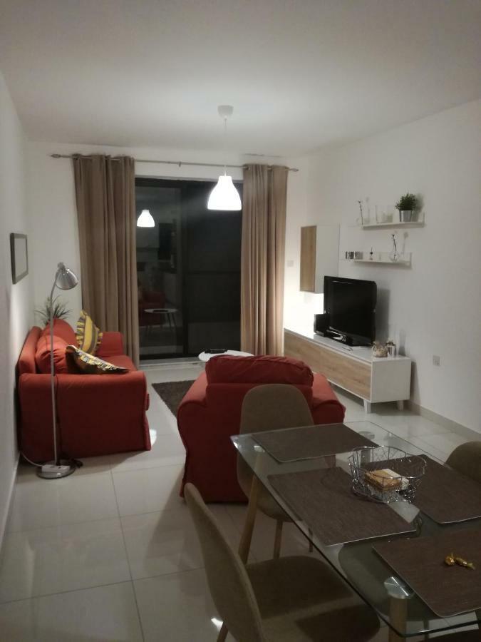 No8 @ Seabreeze Court Daire Mellieħa Dış mekan fotoğraf