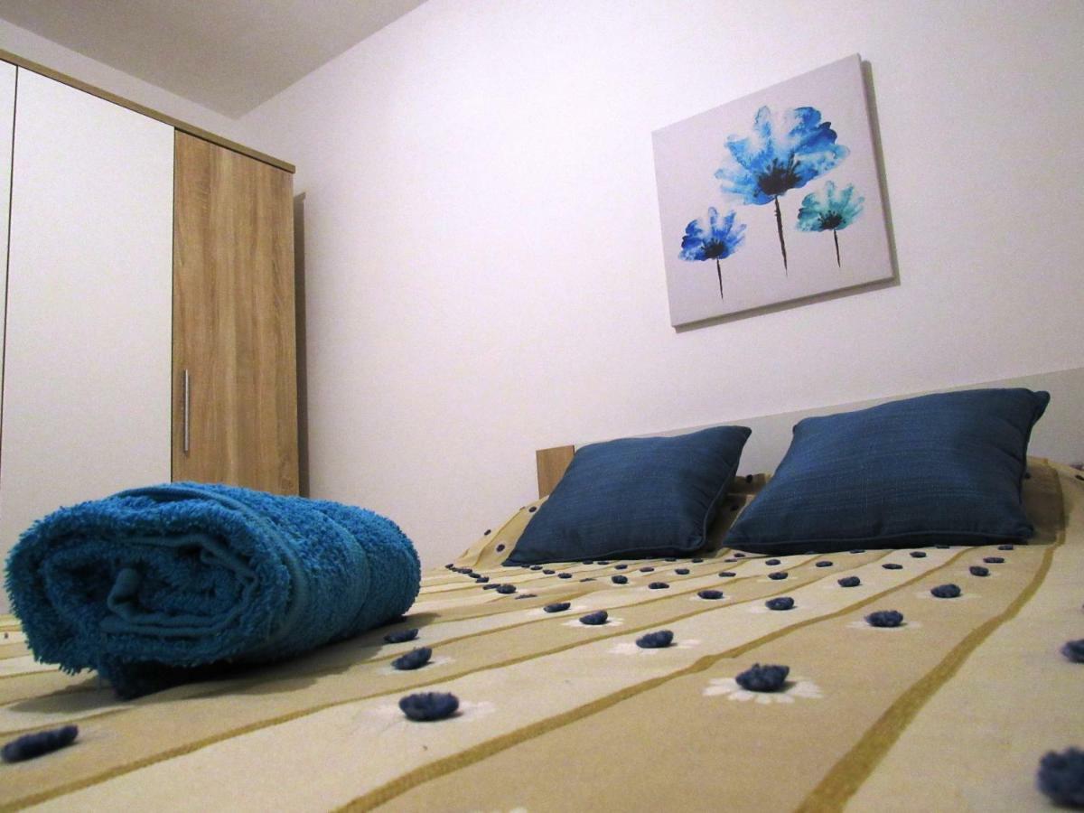 No8 @ Seabreeze Court Daire Mellieħa Dış mekan fotoğraf
